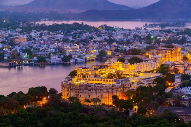Places to Stay in Udaipur Hotels