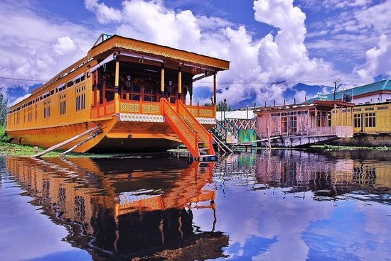 best time to visit Kashmir