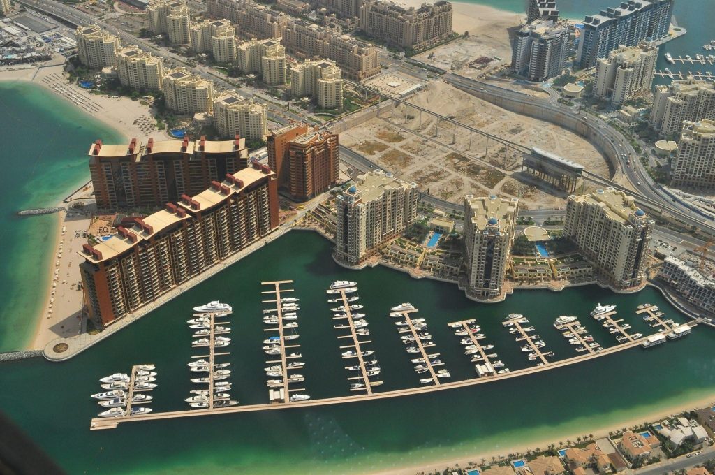 yas waterworld abu dhabi