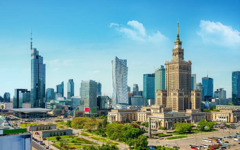 poland tourist vs business visa