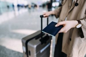 airport to airport visa change uae