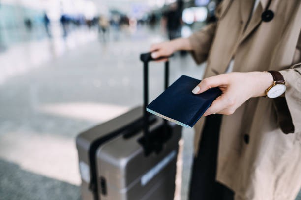 airport to airport visa change uae